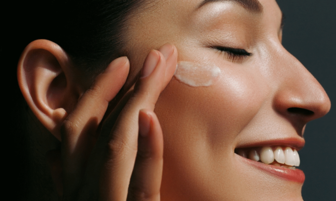 Mevsim Geçişlerinde Cilt Bakımı Nasıl Olmalı?